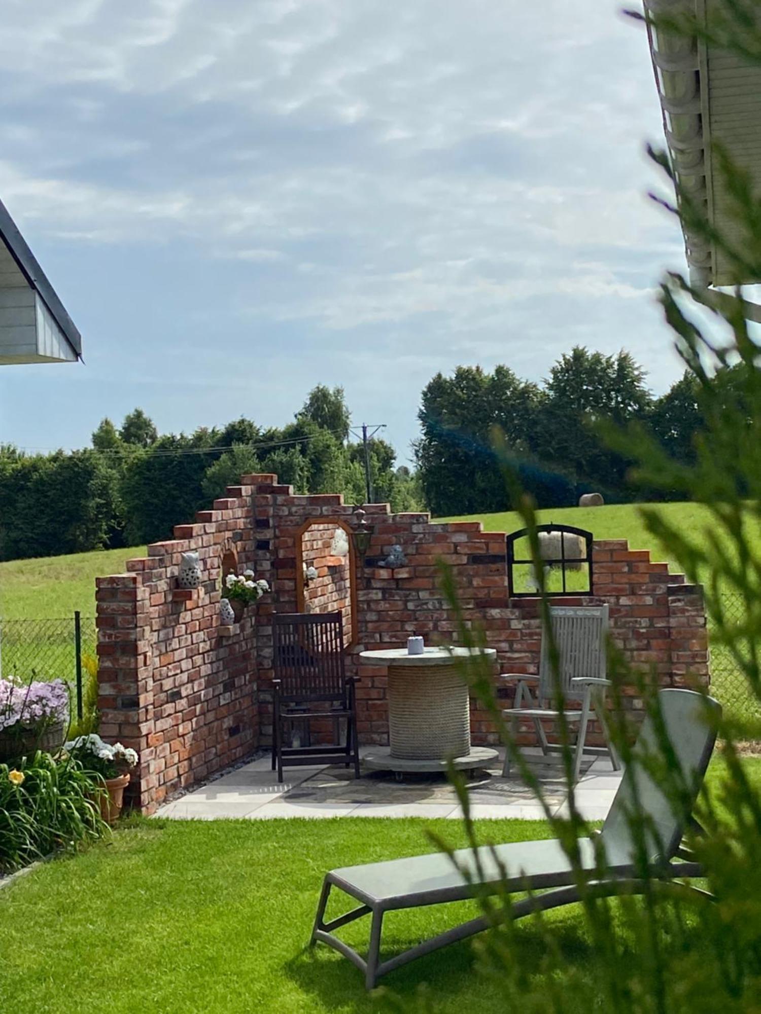 Domki Nad Rozlewiskiem Basen, Malpi Gaj W Swietlicy - Wszystko Dla Dzieci Sarbinowo Buitenkant foto